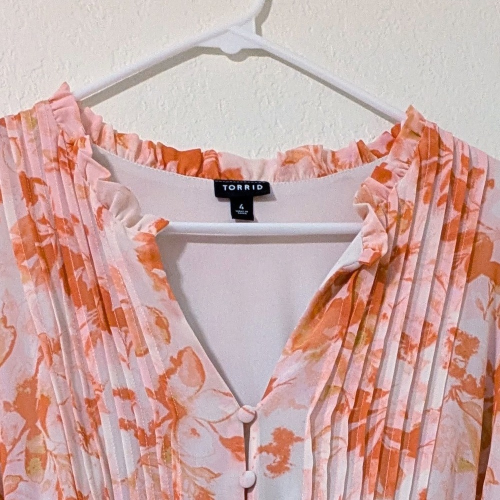 Torrid Dress Sz 4 Floral Chiffon Pintuck Ruffle Neck Plus Size - Picture 4 of 4